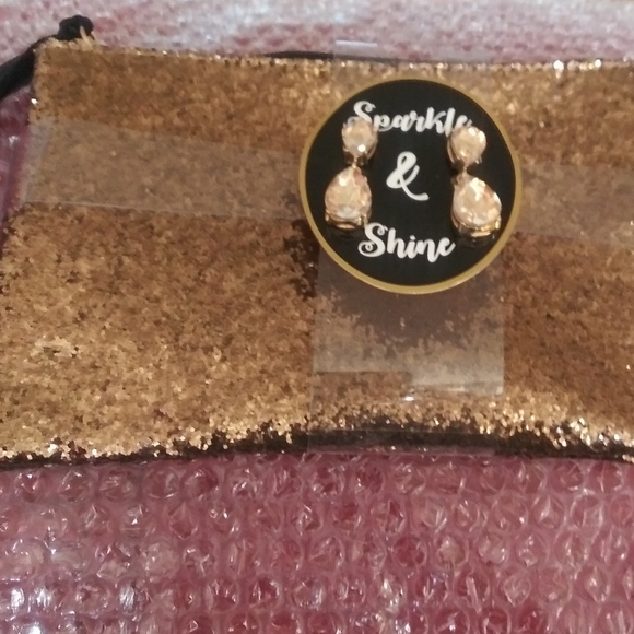 Sparkly clutch purse and earring 👛 - Picture 1 of 2